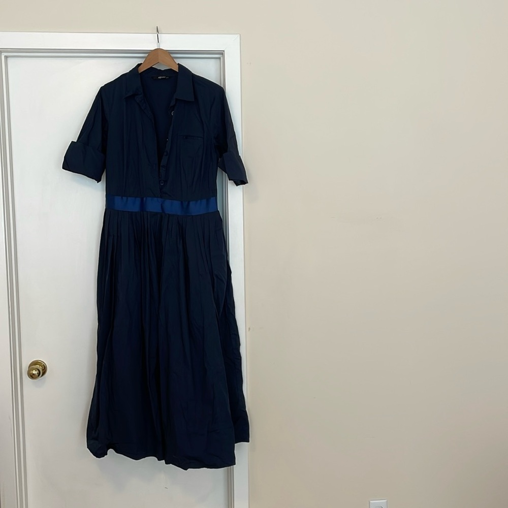 Navy vintage style shirtdress with ribbon trim